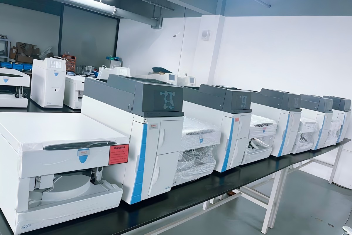 Home Analytical instrument laboratory